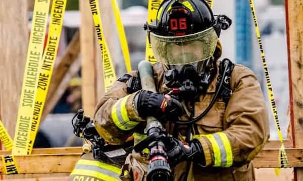 Qué es una cámara de casco de bomberos